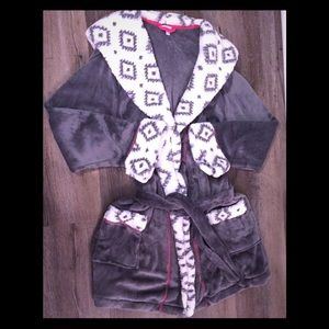 Secret Treasures Robe